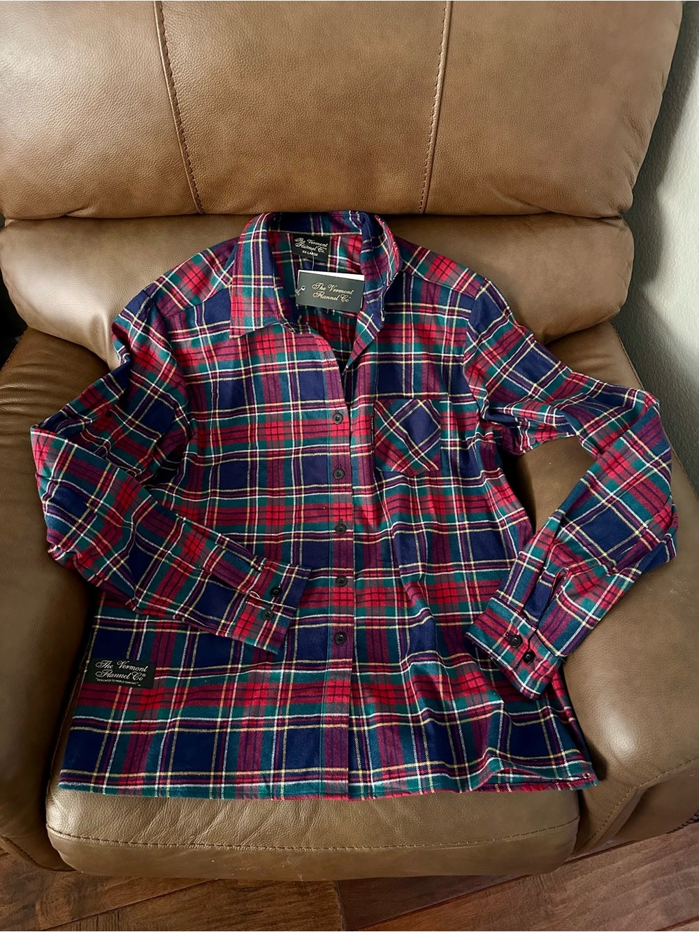 NEW with tags Vermont Flannel company women’s long sleeve classic shirt  XXL 2XL